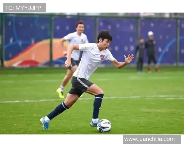 黄磊的足球人生深度对话探讨：梦想与坚持的旅程